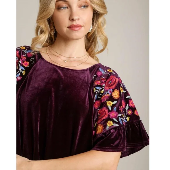 Umgee Purple Velvet Dress with Floral Embroidery - Picture 4 of 4